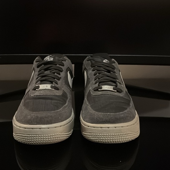 Nike Air Force 1 - Picture 2 of 5